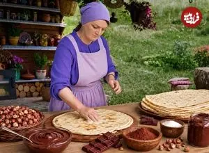 ببینید| غذای روستایی در آذربایجان؛ تهیه بستنی میوه ای و باقلوای پسته ای