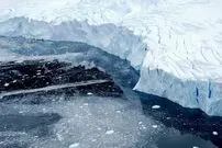 تلاش دانشمندان برای فهمیدن اینکه «زیر یخ‌های قطب جنوب» چه شکلی است