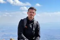 (عکس) قابی دلهره آور از یک مار پیتون روی دوش وریا غفوری!