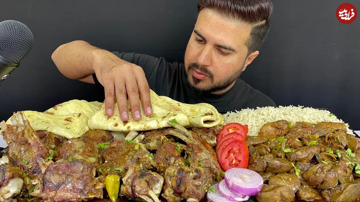 (ویدئو) غذا خوردن با صدا؛ خوردن 6 کیلوگرم چلو جگر مرغ و گوشت توسط جوان مشهور پاکستانی