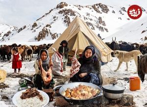 ببینید؛ غذای روستایی در افغانستان؛ پخت چلوگوشت توسط بانوی عشایر در هوای برفی