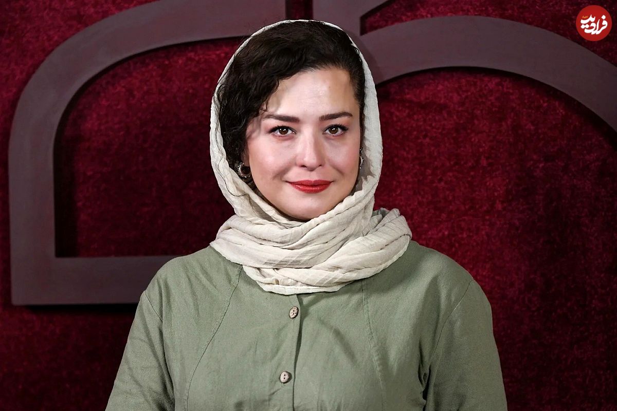 عکس؛ سفر در زمان؛ «مهرواه شریفی نیا» با چادر گل گلی در خردسالی؛ دهه 60