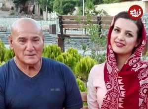 عکس| سفر به تاریخ؛ «صفر کشکولی» در حال حمل پرچم مسابقات پرورش اندام؛ 60 سال قبل