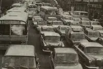 تصاویر؛ سفر در زمان؛ ترافیک اول مهر خیابان‌های تهران صدای ملکه را درآورد!