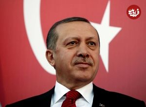عکس؛ سفر در زمان؛ رجب طیب اردوغان در حال گفتگو با نجم الدین اربکان در استانبول؛ سال 1374