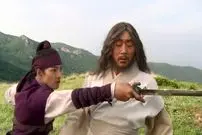 عکس| سفر زمان؛ احترام نظامی «هموسو» با لباس مردم چوسان؛ 13 سال بعد از سریال جومونگ