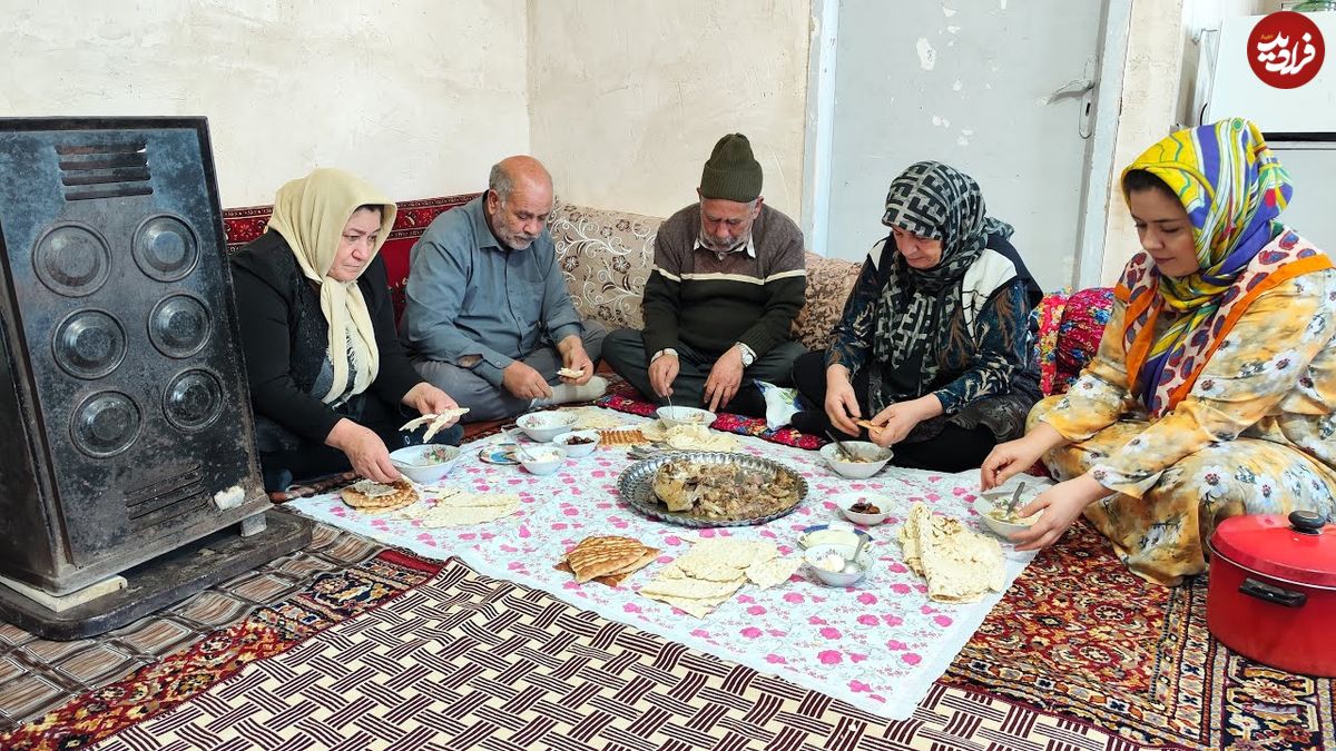 (ویدئو) پخت کله پاچه گوسفند به سبک تماشایی یک خانواده روستایی آذری