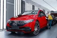 ببینید| مراحل طراحی و تولید خودروی سدان برقی و لوکس مرسدس بنز EQS