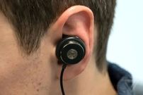 ببینید؛ هندزفری، ممکن است شما را به کشتن دهد