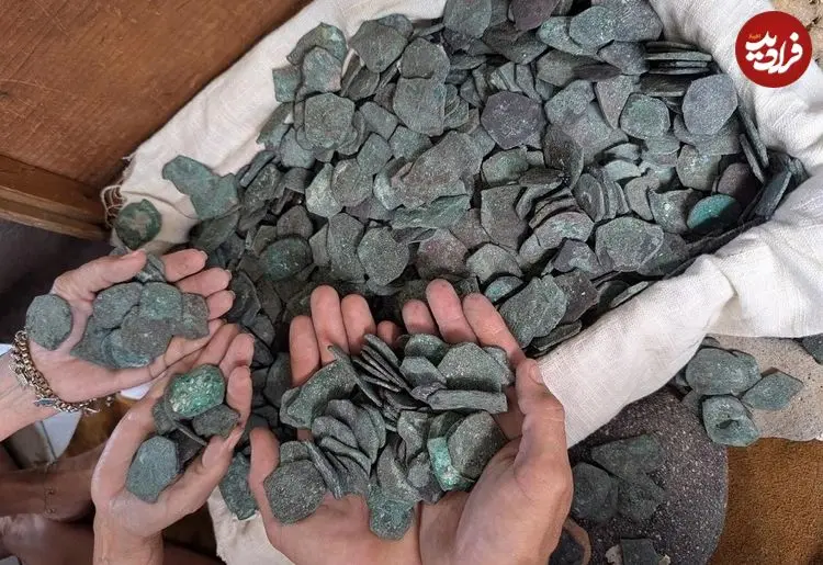 گنج سکه‌های نقره و طلا بعد از 300 سال از «ساحل گنج» بیرون آمد