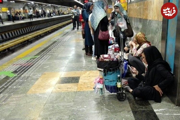 خانم دستفروش مترو: با فروش دونات، ۳ خانه خریدم!