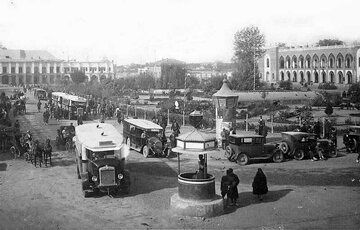 (عکس) تصویری نایاب از میدان توپخانه در زمان قاجار