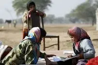 بحران کم‏‌سوادی میان فقرا؛ از ترک تحصیل تا تبعیض کنکور