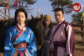 عکس| سفر در زمان؛ «سوسانو» در کنار دو اسب پونی در پشت صحنه سریال جومونگ؛ 20 سال قبل