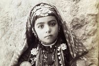 تصاویر؛ سفر به عصر قاجار؛ از «زن خَرسوار» تا «مرد آتش‌خوار»