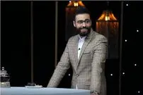 (ویدئو) شکستن دکور برنامه تلویزیونی و سقوط مجری صداوسیما در برنامه زنده