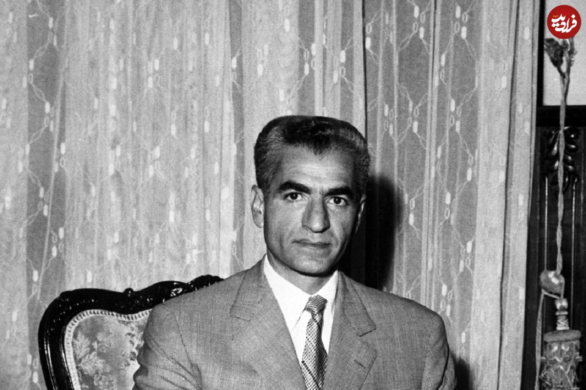 عکس؛ سفر در زمان؛ «دکتر مصدق در کنار محمدرضا پهلوی»؛ سال 1331