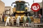 ببینید| مراحل دیدنی مونتاژ و راه اندازی یک کمباین بزرگ در پاکستان