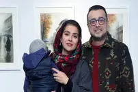 عکس| حضور خانوادگی سپند امیرسلیمانی در نمایشگاه همسر امیرعلی نبویان 