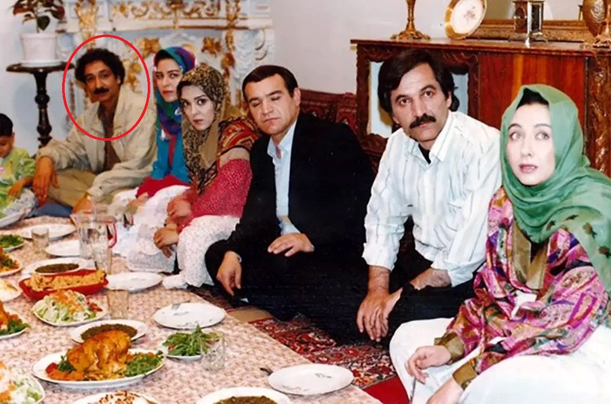 (تصاویر) تیپ و چهره «جلال» سریال پدر سالار بعد 29 سال کنار همسر مشهورش	