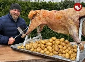 ببینید| غذای روستایی در آذربایجان؛ کباب بره کامل و سیب زمینی در تنور