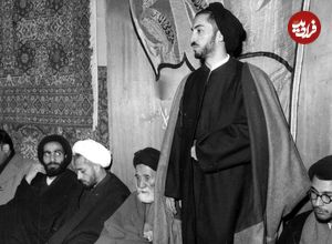 عکس؛ سفر در زمان؛ «نواب‌صفوی، رهبر فدائیان اسلام» در میان دو پاسبان؛ سال 1334