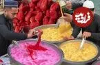 ببینید| غذای خیابانی در پاکستان؛ مراحل تهیه میلک شیک موز و توت فرنگی در کراچی