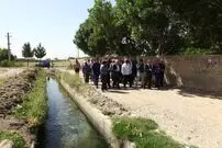 عکس؛ تعهد حاج اسماعیل فلاح در قنات‌داری؛ قنات طالب‌آباد هنوز زنده است