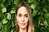 تصاویر؛ آنجلینا جولی با چهره متفاوت در فستیوال فیلم رم