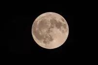 ماه لرزه بر تن زمین می‌اندازد!