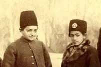 عکس| سفر به ایران قدیم؛ عکس یادگاری پسر و نوۀ ناصرالدین شاه در نوجوانی