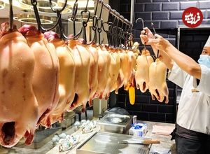 ببینید؛ غذای خیابانی در مالزی؛ اردک بریان شده و ران کامل بره در کوالالامپور