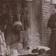 عکس| سفر زمان؛ عکس یادگاری در کنار کله‌قندهای مغازۀ خوار و بار فروشی در دوران قاجار