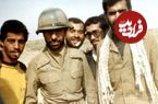 عکس؛ سفر در تاریخ؛ «صیاد شیرازی و محسن رضایی در جمع رزمندگان»؛ دهه 60