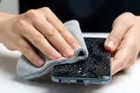 نجات گوشی خیس؛ راهنمای کامل خشک کردن پورت شارژ و جلوگیری از آسیب