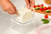 ماست و پنیر را در این ظرف‌ها نگهداری نکنید