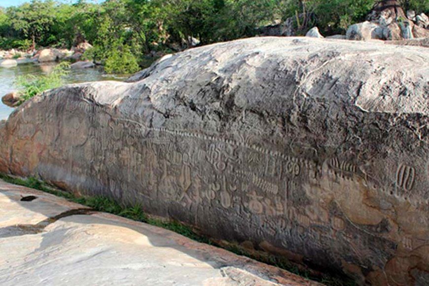 (تصاویر) سنگ اینگا؛ پیامی 6000ساله از فرازمینی ها برای مردمان عصر ما!