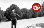 عکس| سفر در تاریخ؛ «محمدرضا پهلوی» در حال قدم زدن با همسر سوم اش؛ اواخر دهه 30