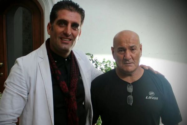 عکس| سفر در زمان؛ «صفر کشکولی» در حال فیگور گرفتن در مسابقات پرورش اندام در کویت؛ سال 41