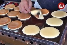 ببینید؛ غذای خیابانی در ژاپن؛ پخت پنکیک نرم و خوشمزه دورایاکی در توکیو 