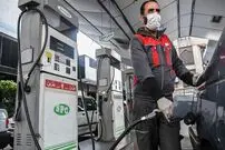  متصدی جایگاه سوخت به خاطر پرداخت نکردن هزینه؛ شیشه پژو را خرد کرد!