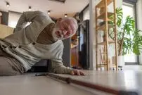 زمین خوردن پس از ۴۰ سالگی می‌تواند نشان‌ دهنده‌ افرایش خطر زوال عقل باشد