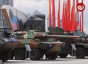 (ویدئو) نمایش تسلیحات غنیمتی روس‌ها در «پارک پیروزی»