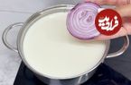 ببینید؛ با دو لیتر شیر، لیمو و پیاز یک پنیر خانگی در 5 دقیقه درست کنید!