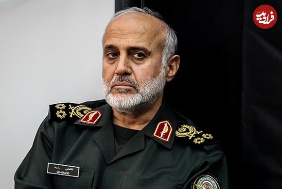 عکس؛ سفر در زمان؛ «سرلشکر رشید در کنار عزیز جعفری و سرلشکر پاکپور» در یک مراسم؛ دهه 90