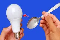 (ویدئو) چگونه لامپ LED را با قاشق غذاخوری تعمیر کنیم؟