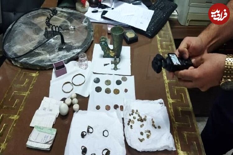 تصاویر؛ بازپس‌گیری گنجینه‌های باستانی از قاچاقچیان تا کاوش در حریم تخت‌جمشید