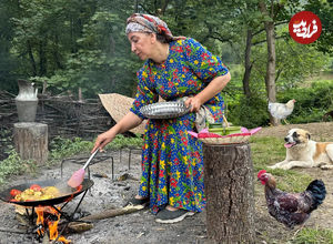 (ویدئو) غذای روستایی در مازندران؛ پخت یک غذای محلی با مرغ و سیب زمینی