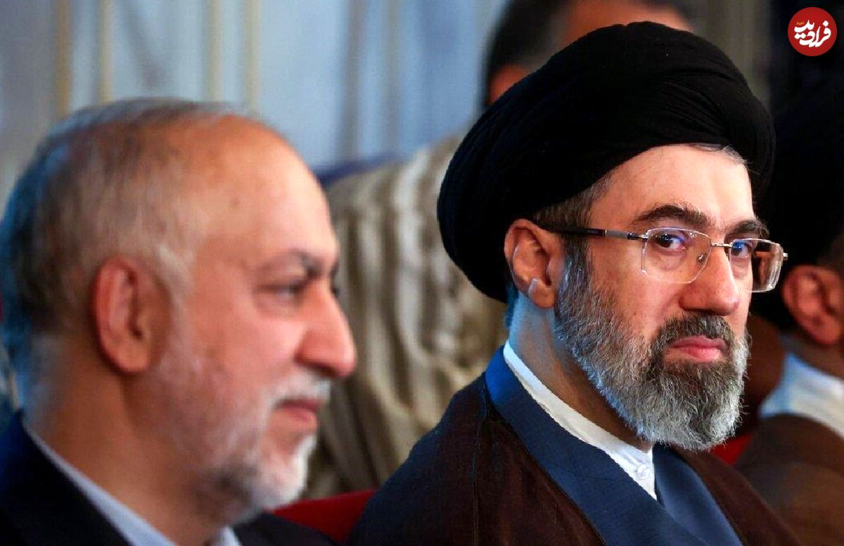 عکس؛ سفر در زمان؛ «سیدمجتبی خامنه ای» در کنار 5 هم رزم اش در جبهه؛ دهه 60