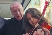 (ویدئو) ذوق‌زدگی اردوغان از هنرنمایی یک دختر با ویولن